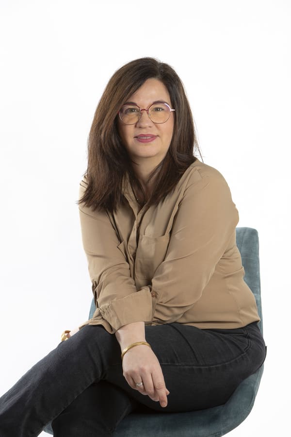 Morgane BERRA femme entrepreneuse freelance Morgane BERRA femme entrepreneuse freelance